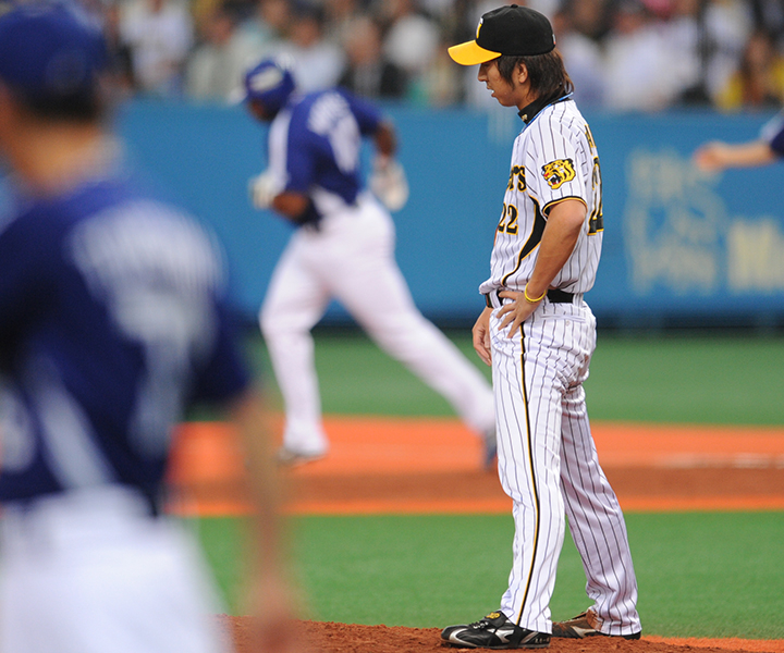 力勝負に敗れて落胆の藤川