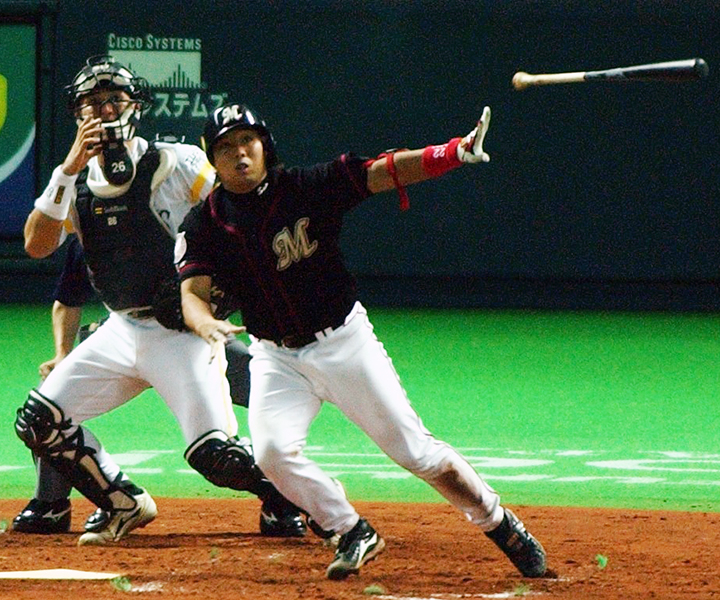 ロッテのファンを狂喜させた里崎の2点適時打