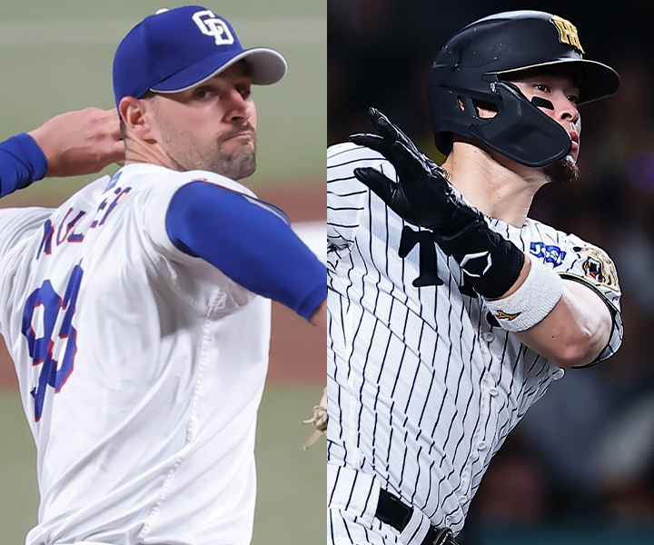 カイル・マラー、佐藤輝明(右)