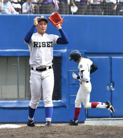 履正社ｖｓ大阪桐蔭 履正社が４安打集中で逆転 四回終了３ ２ 速報 サッカーeg