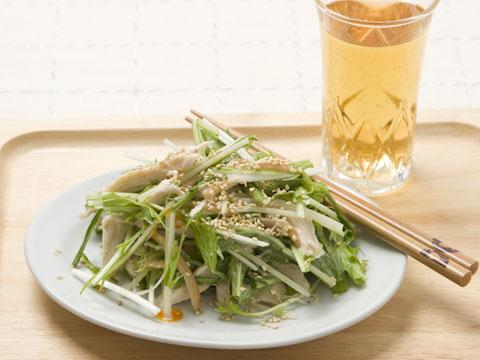 水菜とゆで鶏のメンマサラダ