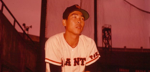 藤尾茂  捕手