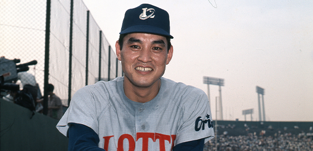 ��î����  ���