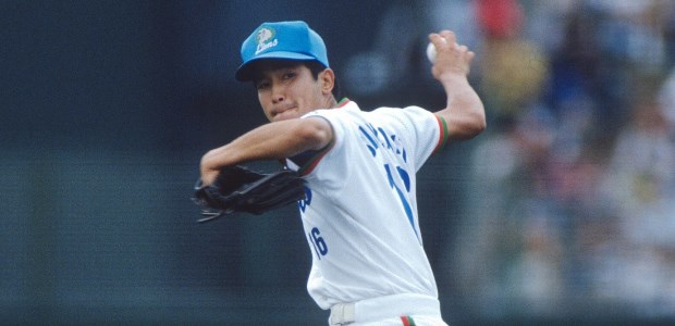 潮崎哲也  投手