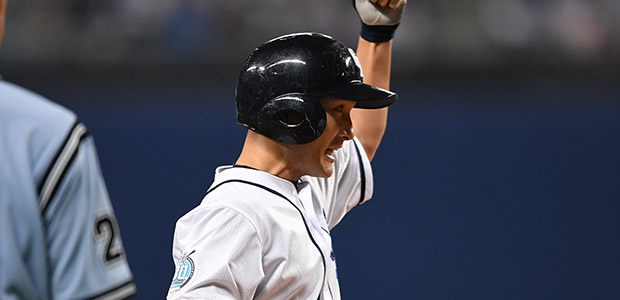 工藤隆人  外野手
