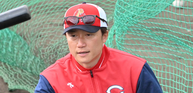 新井良太  内野手
