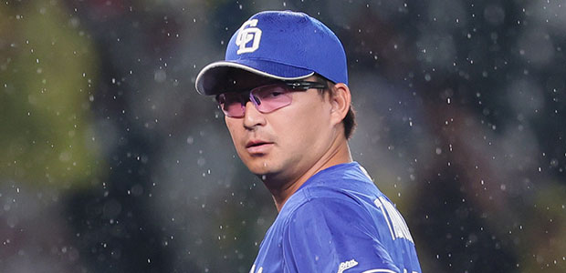 田島慎二  投手