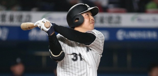 菅野剛士  外野手