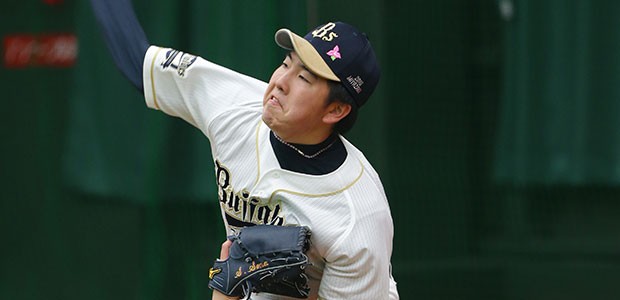 佐藤世那  投手