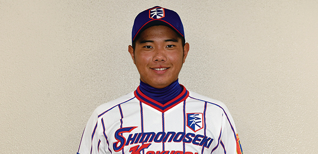 鶴田克樹  投手