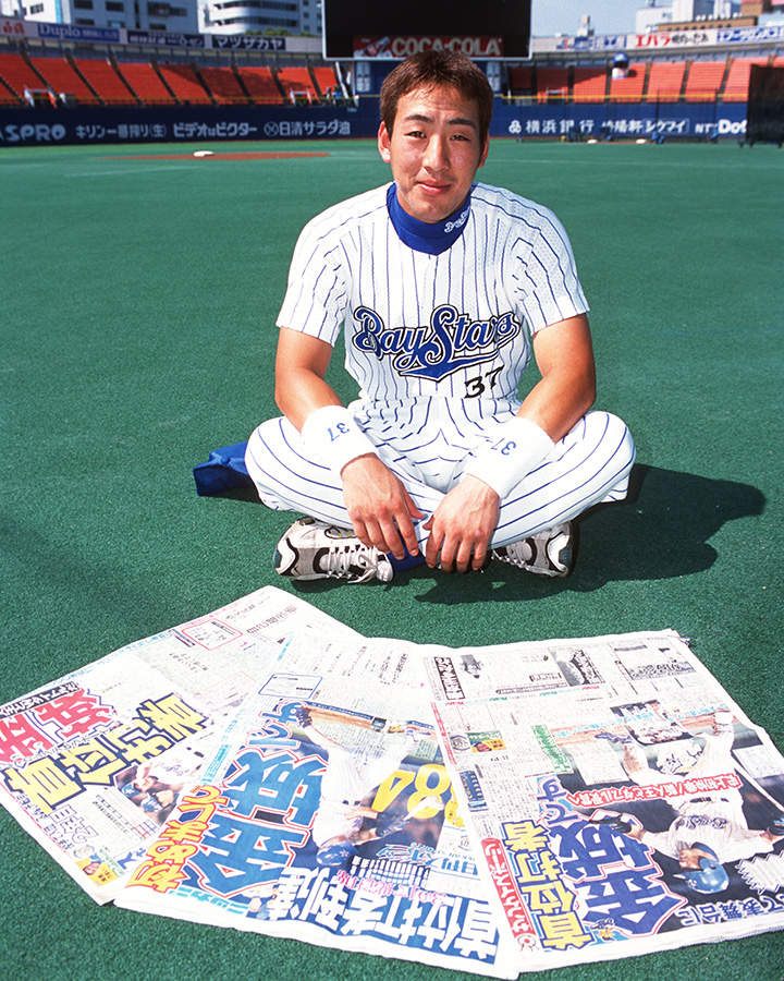 横浜ベイスターズ 1998年 記念プレート  斎藤隆三浦大輔佐々木主浩もいる 1998年ベイスターズ38年ぶりの優勝を大特集！ | 野球コラム