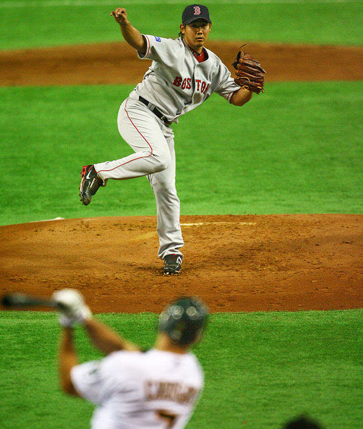PLAY BACK＞よみがえる熱気と興奮 過去のMLB日本開幕戦 | 野球コラム