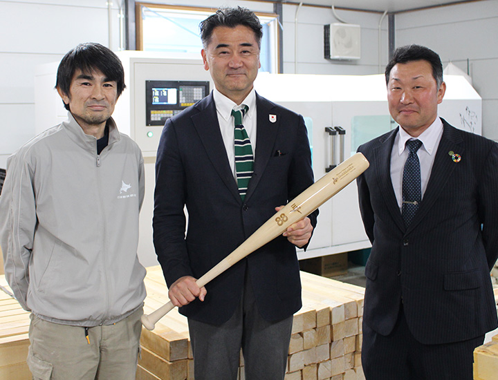 国産木製バットの新たな可能性 「ダケカンバ」から始まる北海道産への