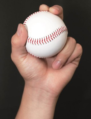 楽天 松井裕樹が直伝 魔球 チェンジアップ スライダー の握り 投げ方 野球 週刊ベースボールonline
