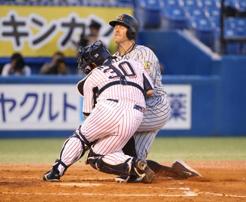 クロスプレーのルール変更 その現状に迫る 野球コラム 週刊ベースボールonline