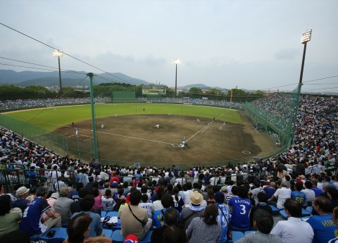 プロ公式戦を地元に定着させた豊橋市民球場の取り組み 野球コラム 週刊ベースボールonline