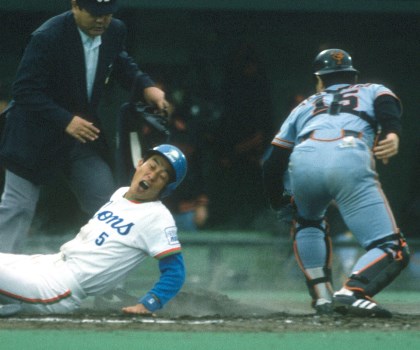 「三塁コーチはオーケストラの指揮者」　伊原春樹が語る1987年日本シリーズ、“伝説の好走塁”