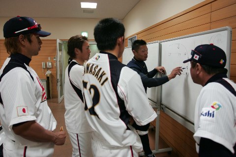 岩村明憲氏(BCL/福島選手兼監督)が考える侍ジャパンのスタメン