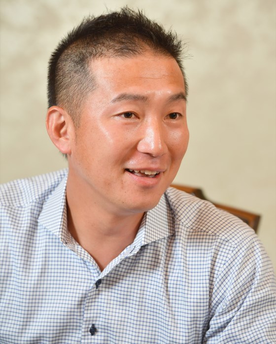 広島カープ 横山竜士 実使用グラブ 支給グローブ リーグスター