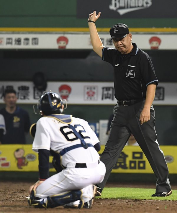 本誌選定 18熱戦の記憶 セレクション3 明暗 涙のリクエスト編 野球コラム 週刊ベースボールonline