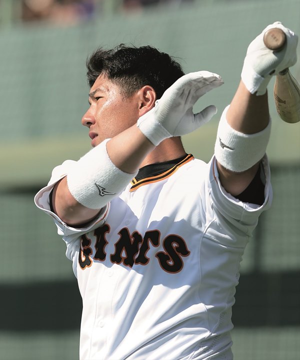 巨人・炭谷銀仁朗インタビュー 王座奪回の誓い 「何がなんでも優勝