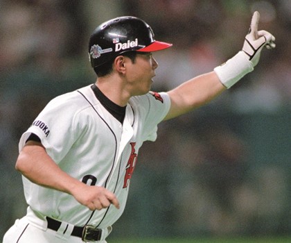激闘の証言者 小久保裕紀「99年、優勝を決めた試合での同点弾は野球人生で一番興奮しました」