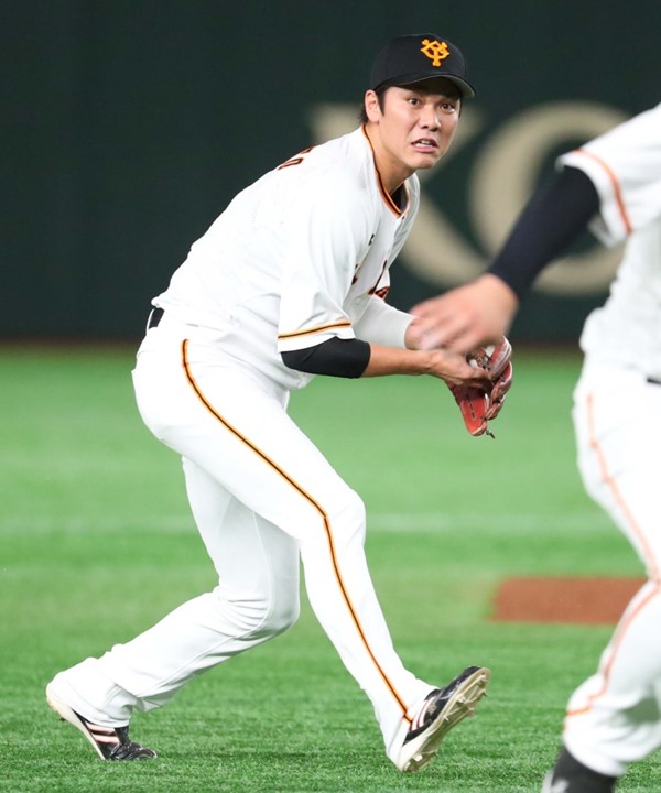 高木豊氏が語る遊撃手の最新トレンド 坂本勇人の存在が遊撃手への要求を引き上げた 野球コラム 週刊ベースボールonline