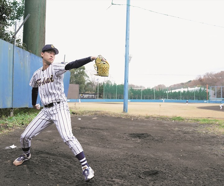 山﨑伊織 ユニホーム
