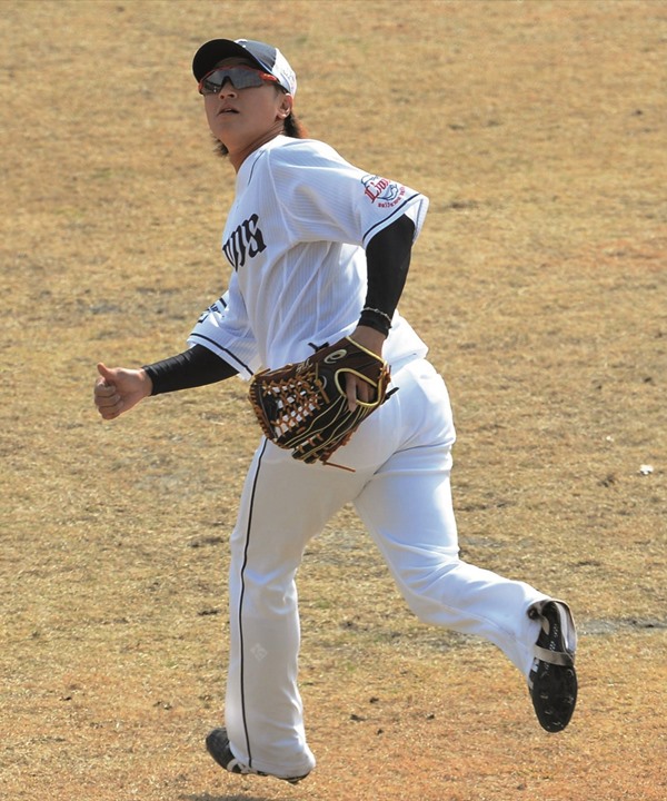 西武 ライオンズ 70周年 XL 金子 侑司 7 ユニフォーム 松井 石毛 片岡 西武 ライオンズ 70周年 XL 金子 侑司 7 ユニフォーム 松井 石毛