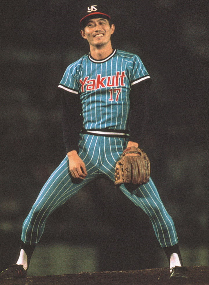 ヤクルト 黄金時代と同じ 赤のピンストライプ 12球団歴代ユニフォーム事情 野球 週刊ベースボールonline