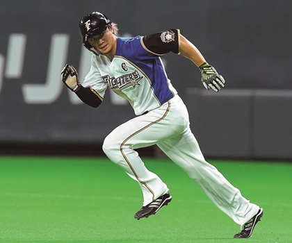 日本ハム・西川遥輝 驚異の盗塁成功率を誇る北のリードオフマン | 野球 