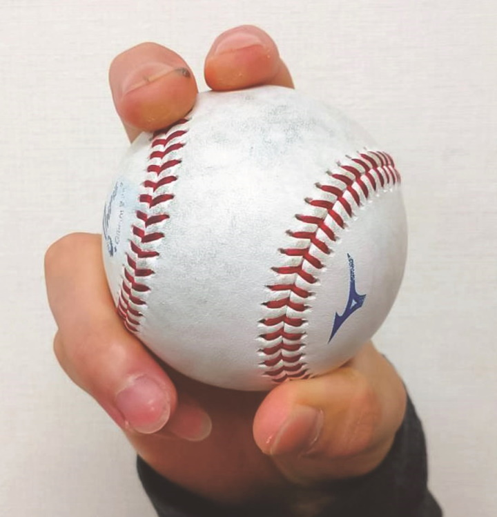 変化球誌上レクチャー 広島 森下暢仁 カーブ カーブの緩急で 他の球種も生かす 野球コラム 週刊ベースボールonline