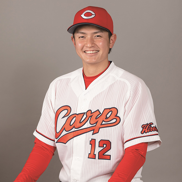 カープ選手写真 広島東洋カープ公式サイト
