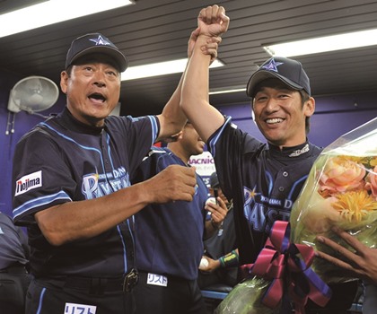 #70 中畑清監督 ボブルヘッド人形 ＆ 目覚まし時計 2013 ☆ベイスターズ Amazon.co.jp: #70 中畑清監督 目覚まし時計＆ ボブルヘッド人形