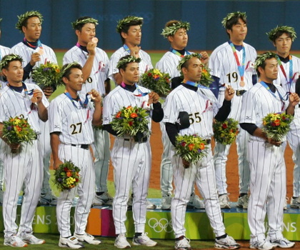 2004年アテネ五輪【銅】“監督不在”で初のオールプロ