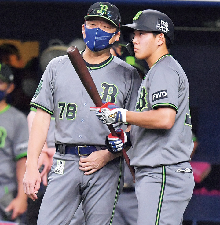 中嶋 聡監督 バット