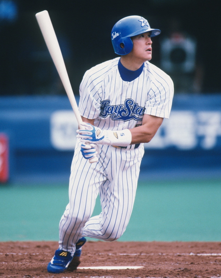 DeNA・98年V戦士が続々入閣 勝利の味を知る参謀が指揮官を