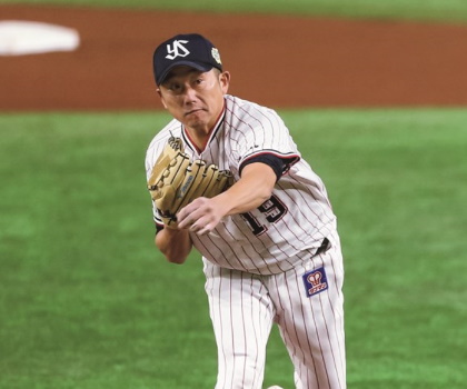 【2021日本シリーズ 第4戦】1つの球種が3倍に。41歳左腕がかけた魔法(解説=井端弘和)
