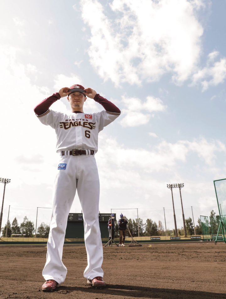 西川遥輝選手、直筆サインユニフォーム - その他