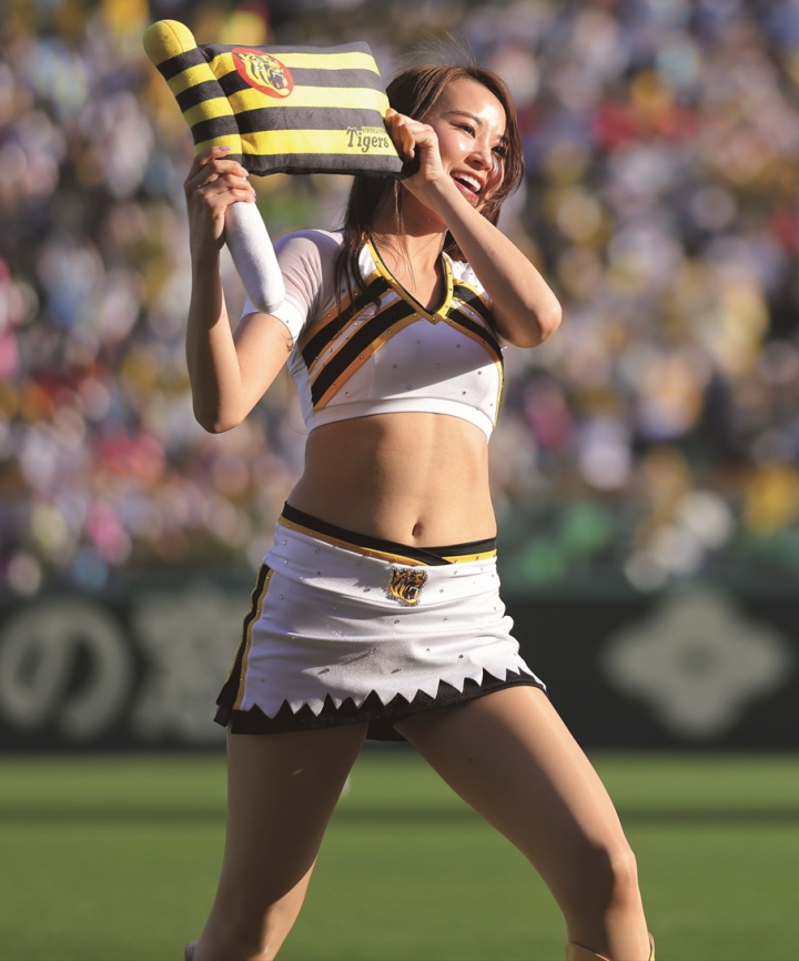 阪神・TigersGirls(タイガースガールズ)【NPBチアリーダーメンバー紹介