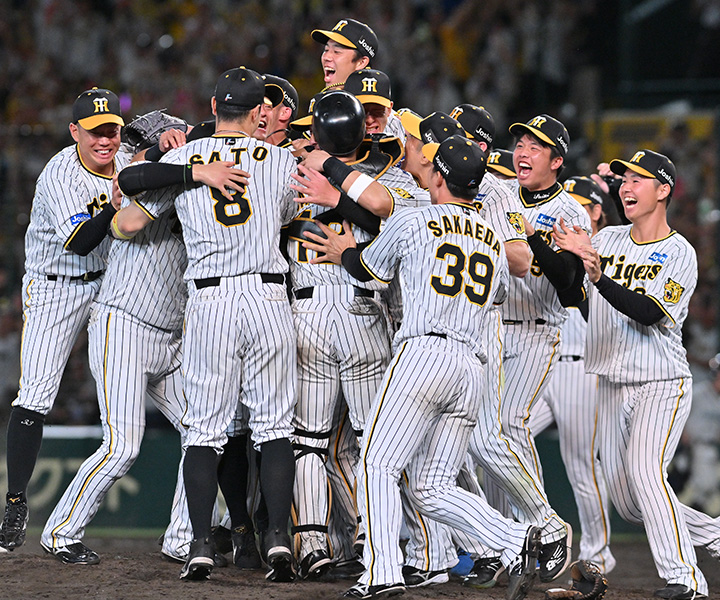 11連勝でつかんだ「アレ」！　貯金36で独走V　18年ぶり6度目、球団最速V達成！