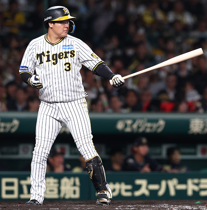 掛布、バースらが揃う阪神ベストナイン。八重樫幸雄が悩んだのは