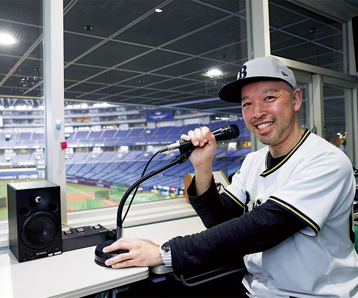 ＜音の流儀＞神戸佑輔(京セラドーム ボイス・ナビゲーター)　興奮と感動の波を生む「声や音はプレーを肉付けするものだから──」