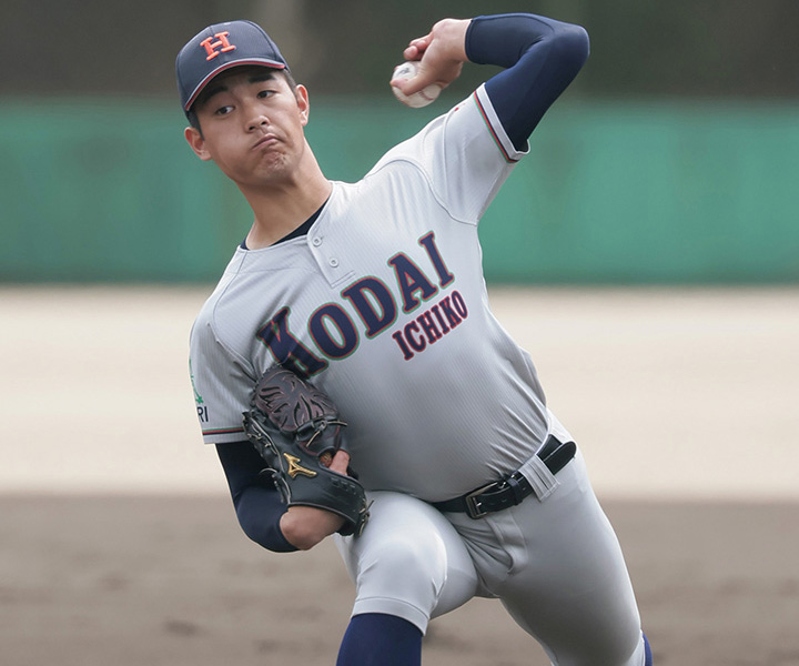 八戸工大一高・金渕光希(投手)　青森で切磋琢磨する144キロ左腕「ピンチでも表情に出さず、気持ちもブラさず投げられる」