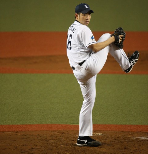 検証 投手はプレートのどこを踏むの 野球コラム 週刊ベースボールonline