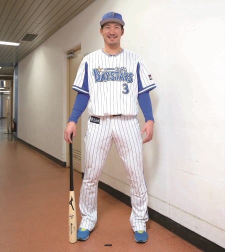 Dena 梶谷隆幸インタビュー 背中で引っ張る青い韋駄天 野球コラム 週刊ベースボールonline