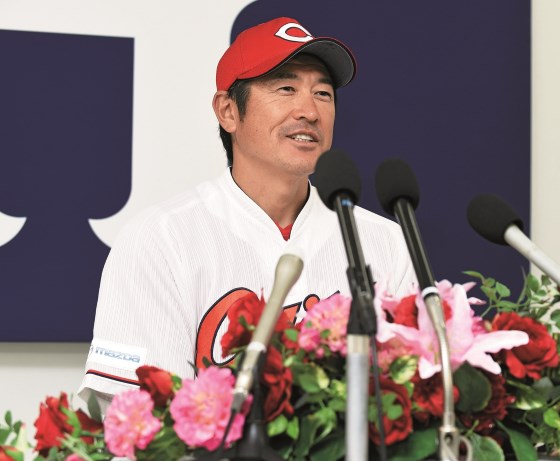 広島 Cs前に激震走る 連覇もたらした石井琢朗 河田雄祐コーチが退団へ 野球コラム 週刊ベースボールonline