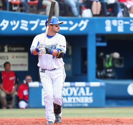 横浜DeNAベイスターズ　宮﨑敏郎選手　2017首位打者記念　BBM直筆サイン 横浜DeNAベイスターズ 宮﨑敏郎選手 2017首位打者記念 BBM直筆
