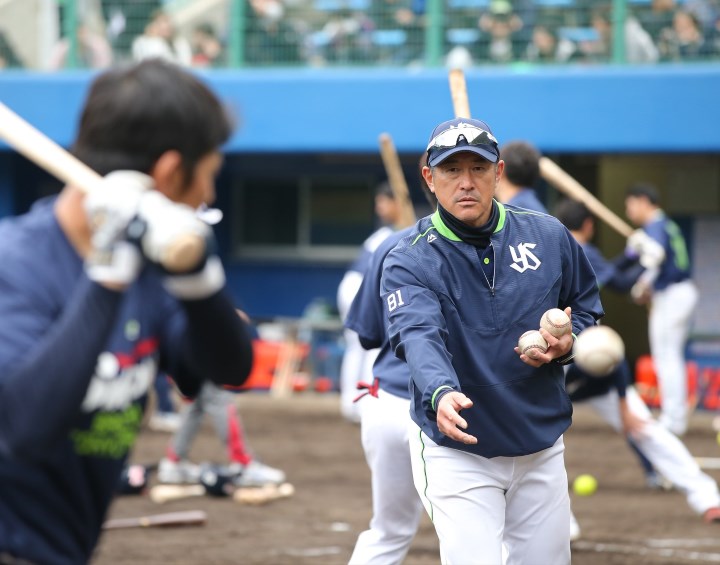 春季キャンプトレーニングメニュー ヤクルト 再起 への覚悟は本物 猛練習でチーム力底上げへ 野球コラム 週刊ベースボールonline