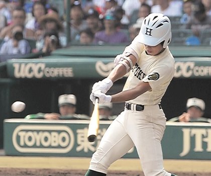 報徳学園高・小園海斗　ややバットが遠回り気味だが足の使い方に高いセンス／甲子園HEROの技術